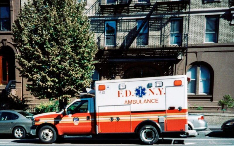 Sistemas de gestión avanzados en Colombia: asignación eficiente de ambulancias