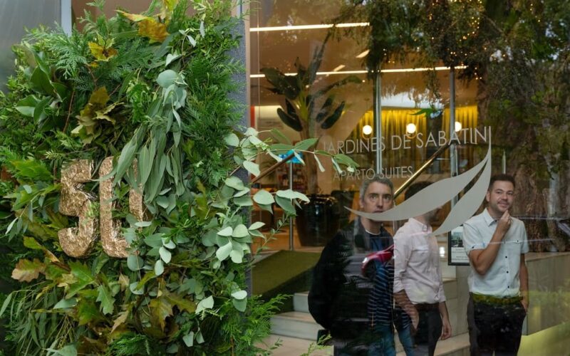 Hotel Jardines de Sabatini: medio siglo de hospitalidad en el corazón de Madrid